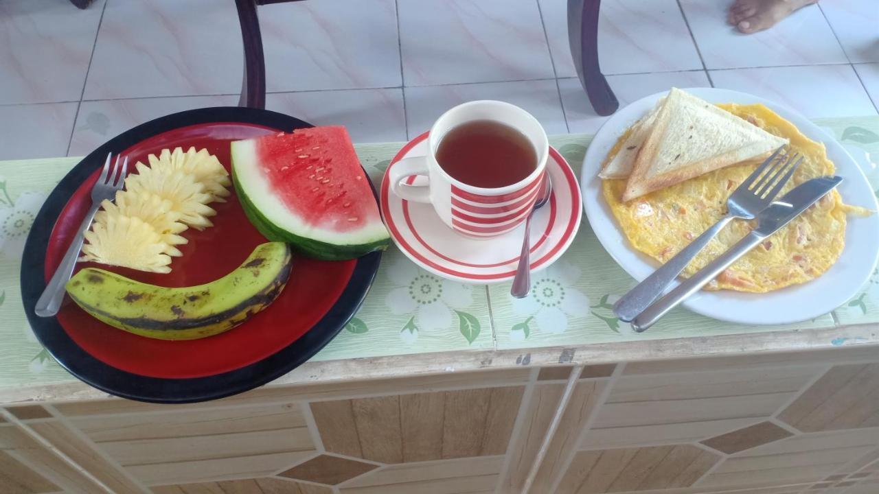 Pandi Homestay *